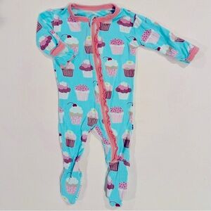 KicKee Pants Ruffle Footie Girls 0-3M Bamboo Summer Sky Cupcake Sleeper Pajamas